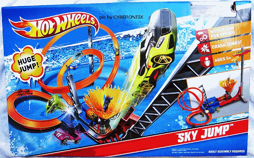 2011 Hot Wheels Sky Jump Track Set with Car New in Box Mattel Playset