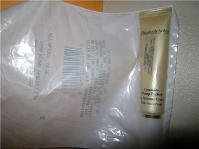 NIP Elizabeth Arden Ceramide Plump Lip Cream SPF 065632805027