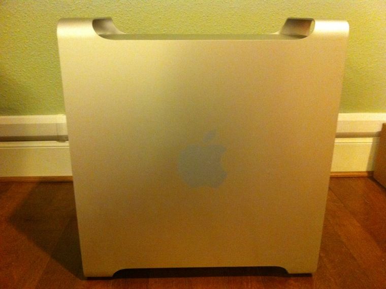 Mac Pro 2 66GHz Dual CPU 4 Cores with Blu Ray BD Drive Dual Optical