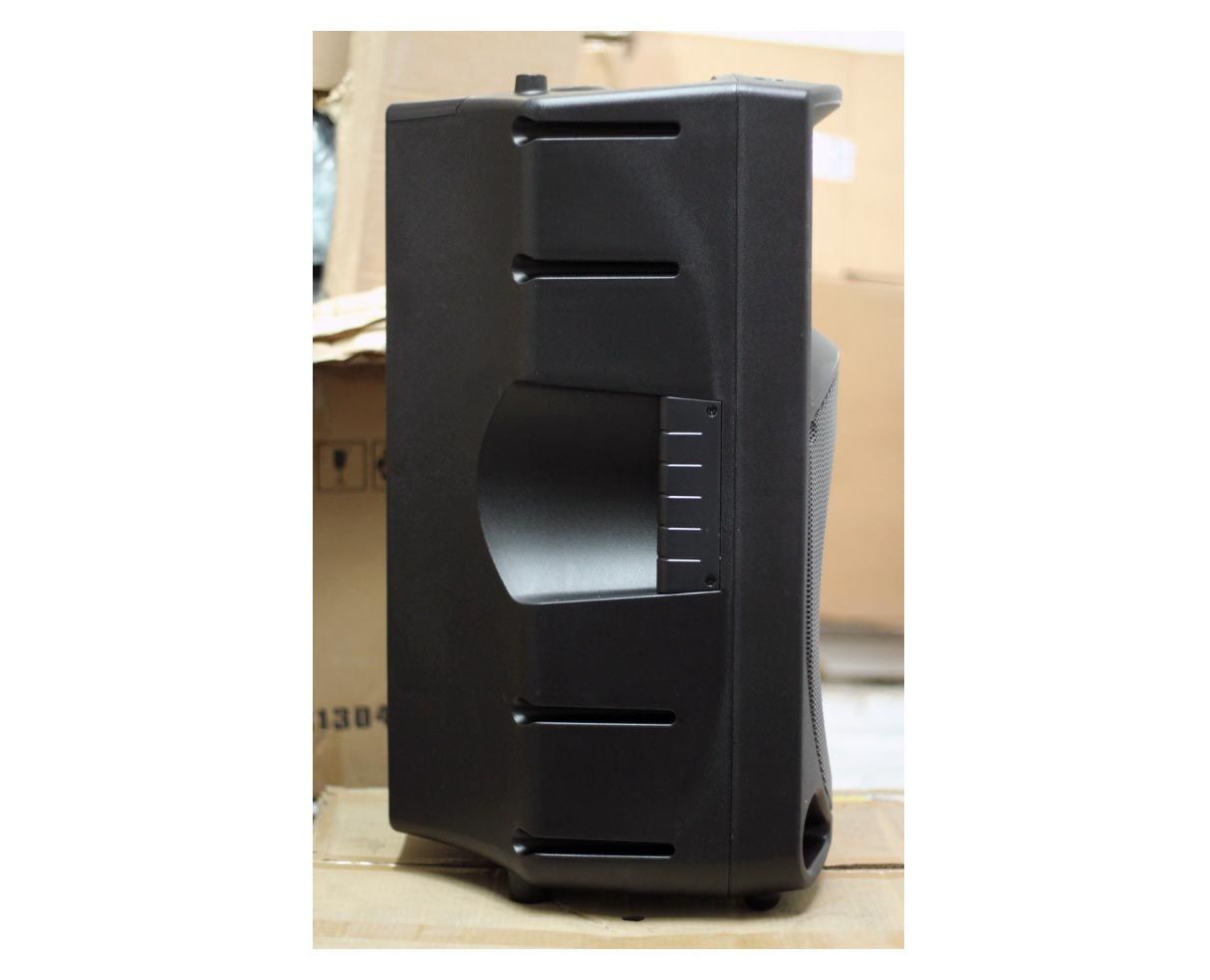 Mackie TH 15A Thump Active Speaker TH15A 15 Powered Loudspeaker