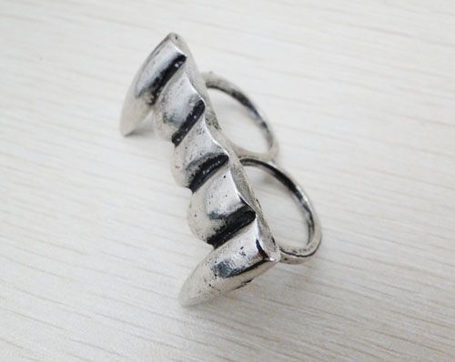 Retro Punk Vampire Fangs Teeth Double Finger Ring JR133 on Sale