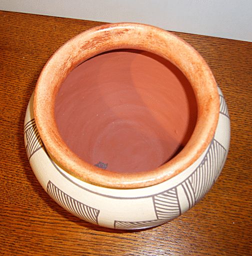 Hopi Mimbres Style Polychrome Pottery Vase