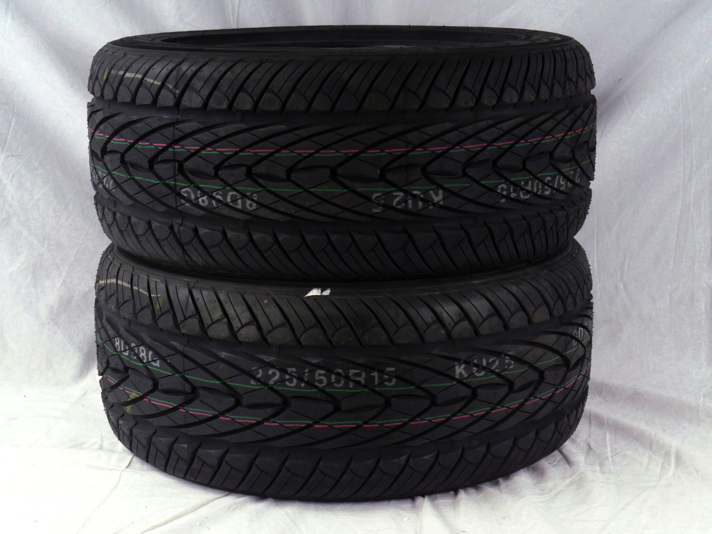 Kumho Ecsta AST KU25 All Season Tire 225 50R15 91hr Set of 2