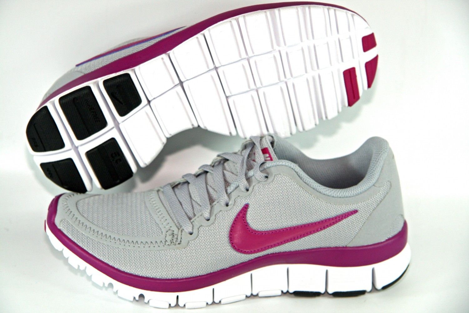 WMNS NIKE FREE 5.0 V4 511281 001 grau 38 39 40 41 NEU