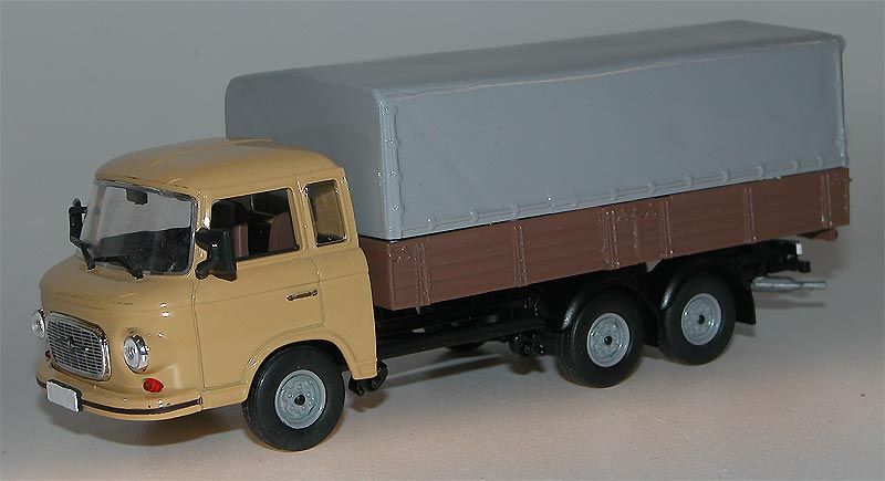 Barkas B1000 3 Achser, Pritsche/Plane, Umbau, Handarbeit 1/43