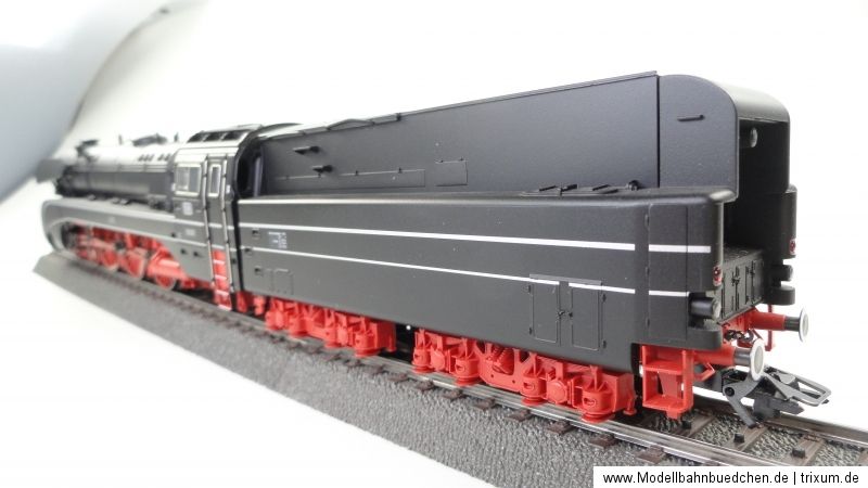 Märklin 37080 – Dampflok BR 10 001 der DB, digital + Sound