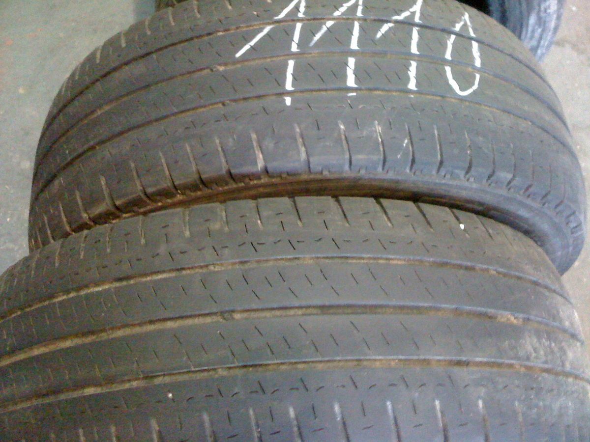 2xMichelin Agiles 235 65 16C 115/113 R 1110