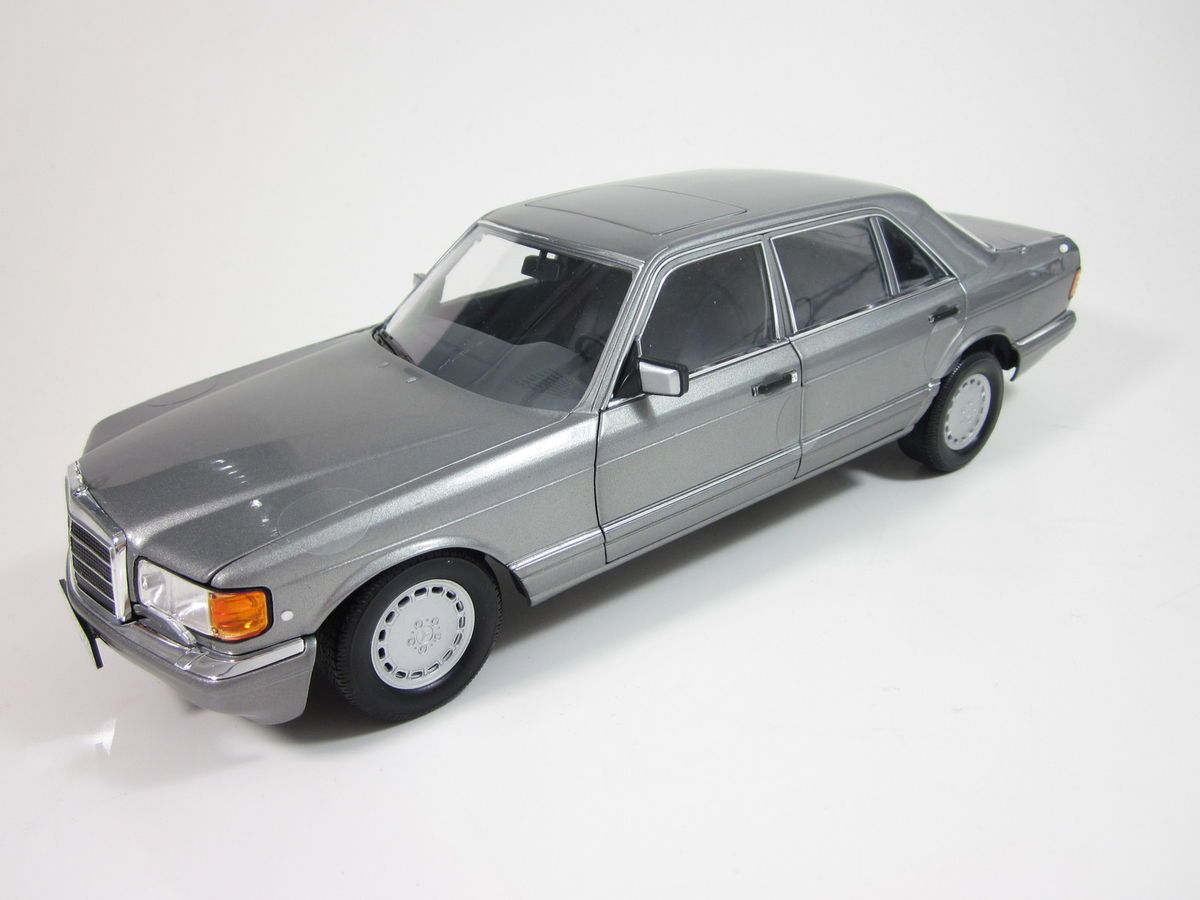 Mercedes Benz 560 SEL W126 V126 dark grey dunkelgrau 1 18 NOREV