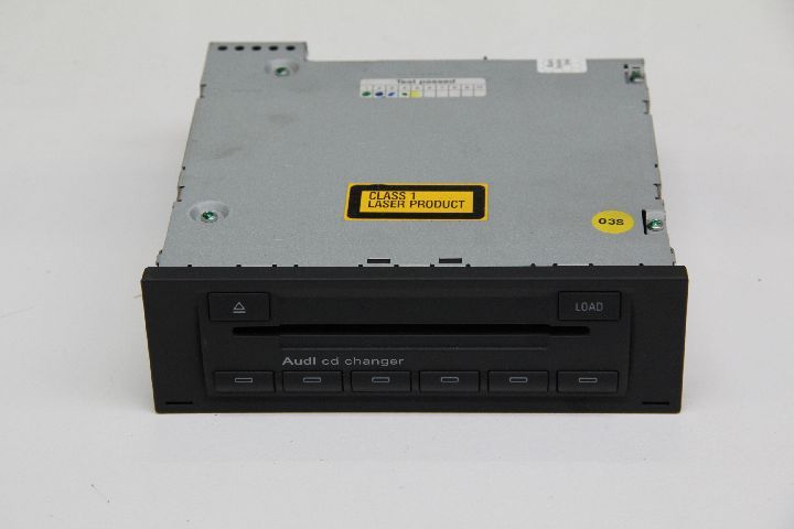 Audi A3 8P A4 B8 8K TT 8J CD Wechsler 8E0035111D CD Changer S3 S4 TTS