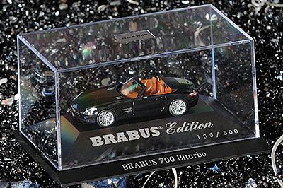  Benz SLS Roadster Brabus 700 Biturbo 1 87 Herpa schwarz T908 197 01