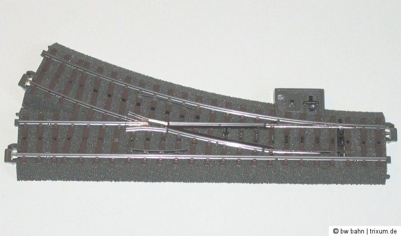 Märklin HO 24612 C Gleis Weiche rechts mit Antrieb 74491 + Decoder