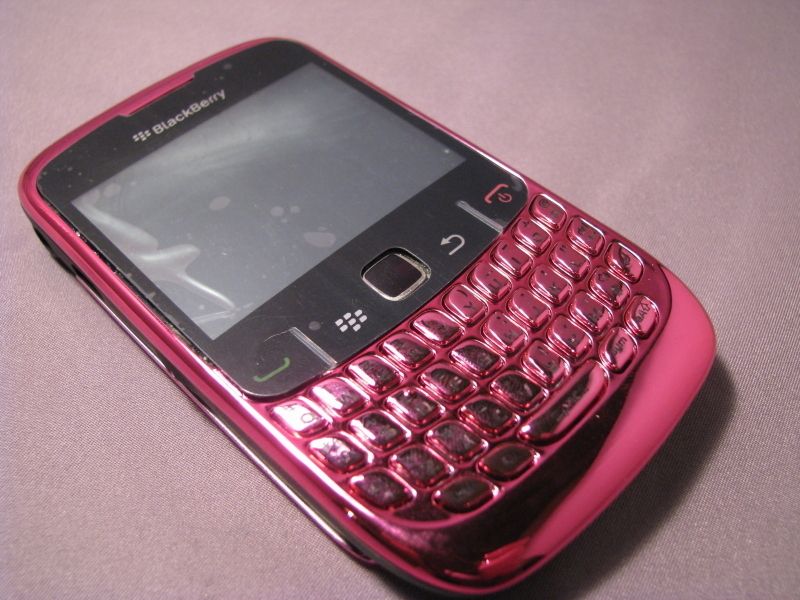 Blackberry Curve 8520 With New Pink Housing On Popscreen