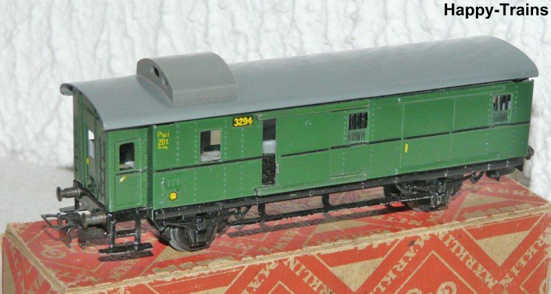 Märklin 329/4 (4003.1) Personenzug Gepäckwagen ca. 1951 ´53 / guter