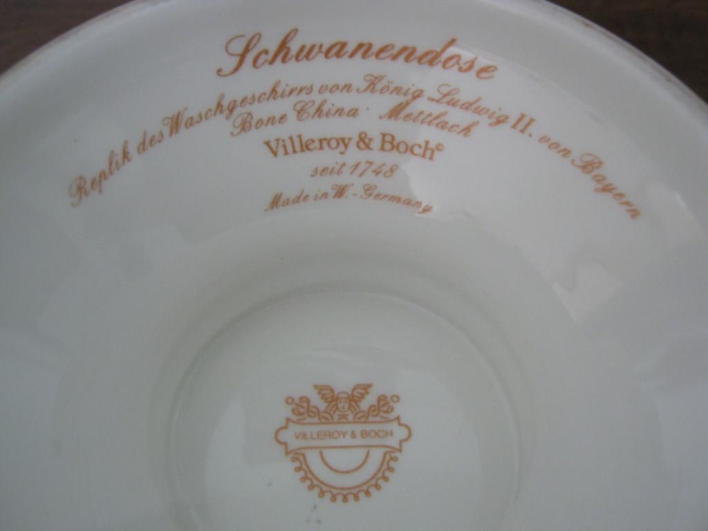 Villeroy & Boch Schwanendose Entwurf   Replikat v. 1884 König