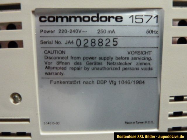 COMMODORE 128 C128, 2x Floppy 1571, Monitor 1802, TV Tuner Personal