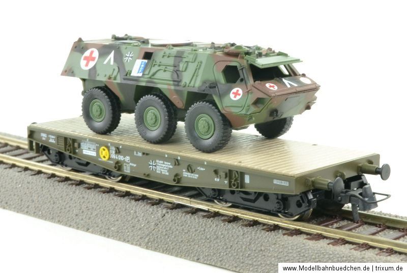 Roco 756 Minitanks   Schwerlastwagen mit Panzer Fuchs SFOR