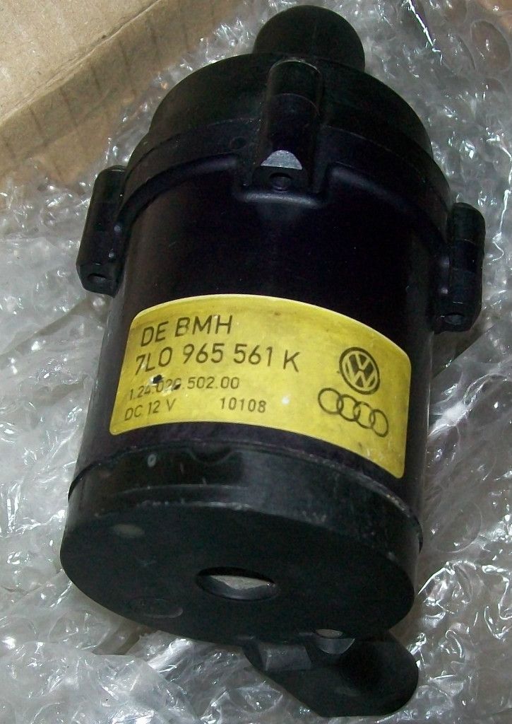 Audi Webasto Umwaelzpumpe Zusatzkuehlmittelpumpe 7L0 965 561 K Buehler