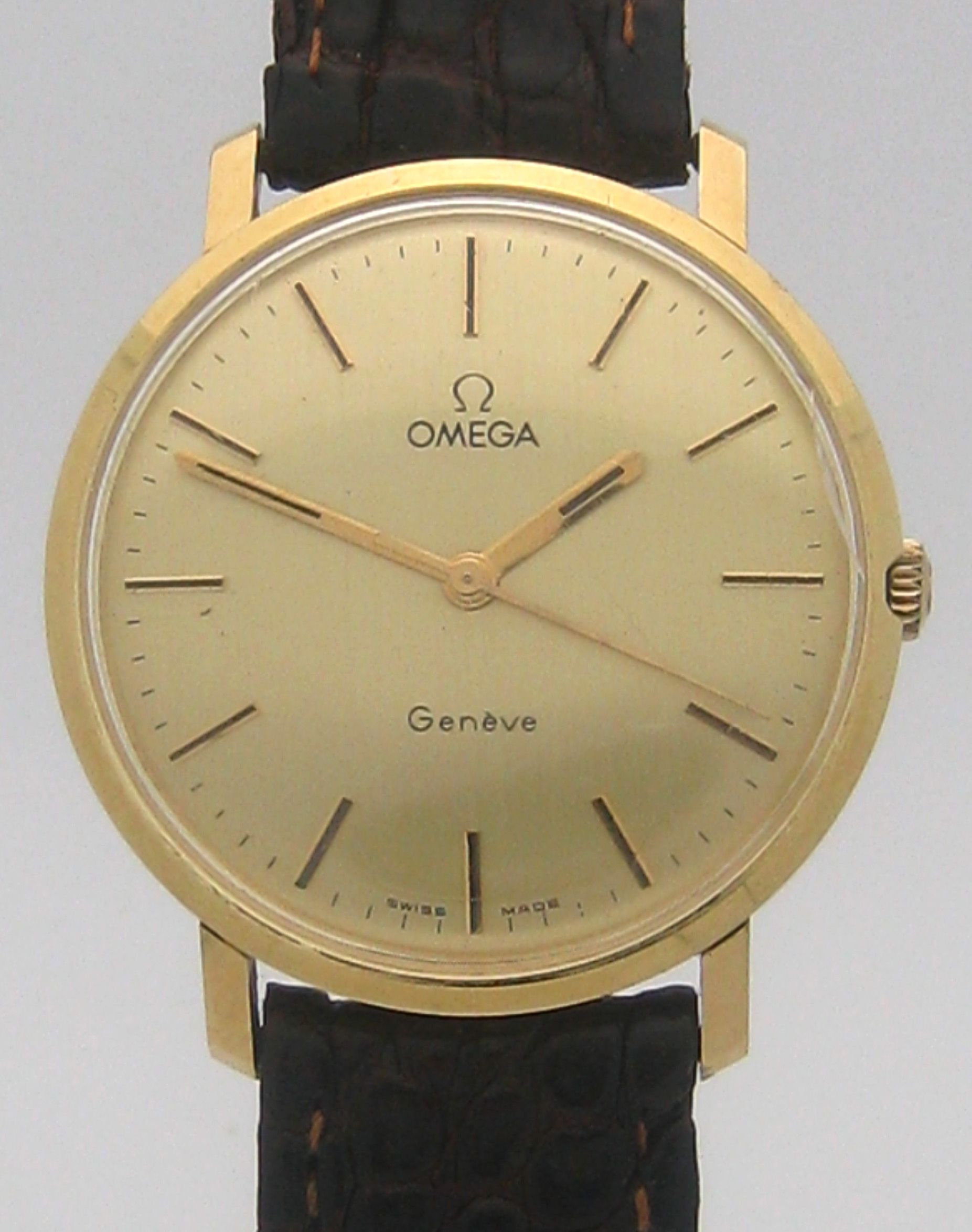 OMEGA REF. 1211 IN 14 KT GOLD HERRENUHR 60ER KAL. 610