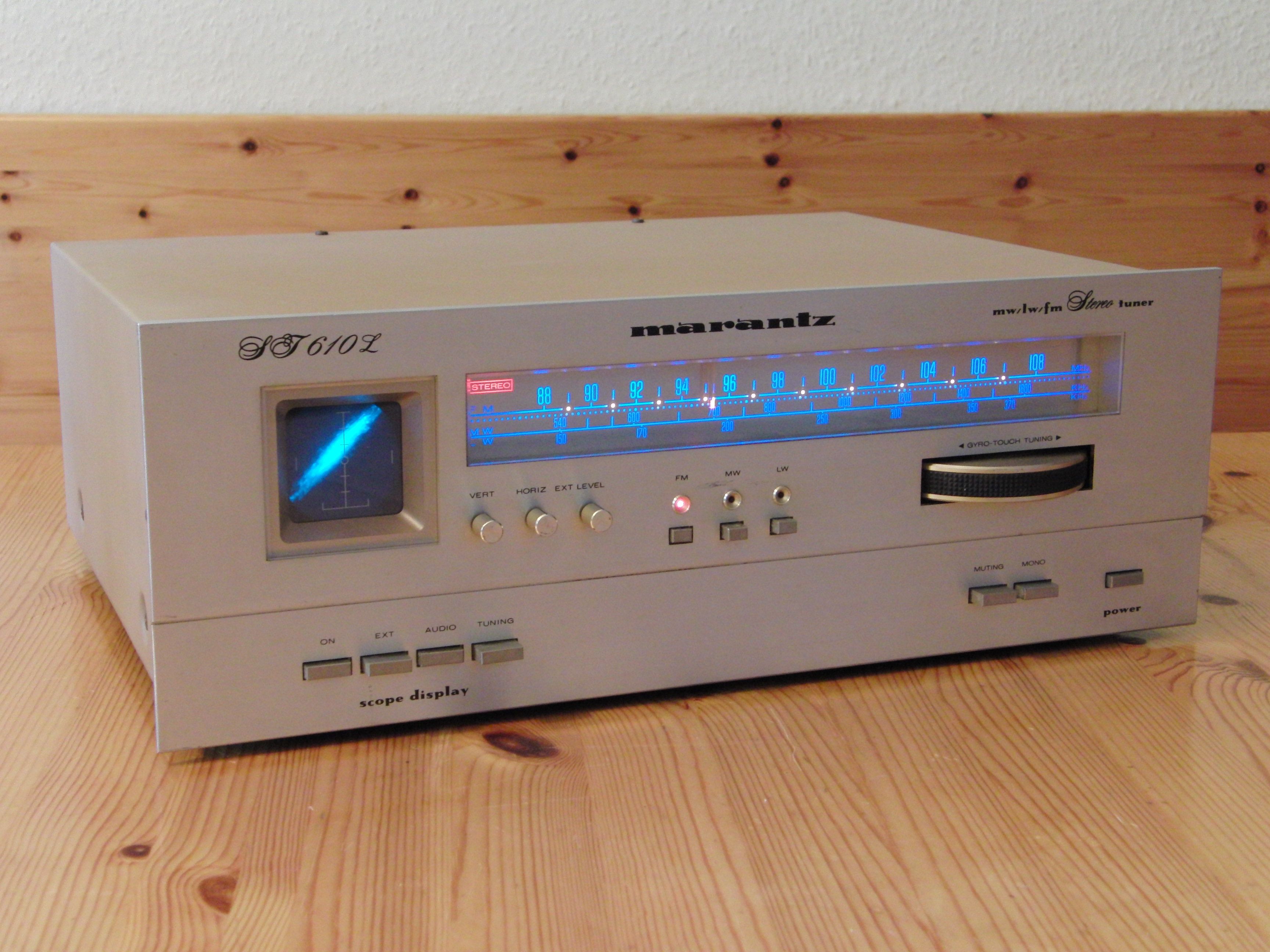 Marantz ST 610 Oszilloskop Tuner in champagner Scope perfekt