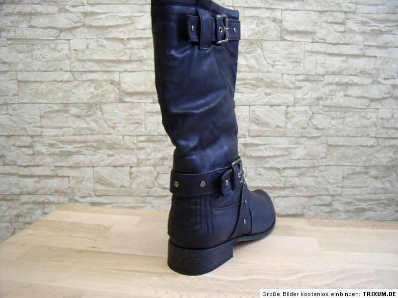 WundeschöneElegante Damen Stiefel in Farbe Schwarz.