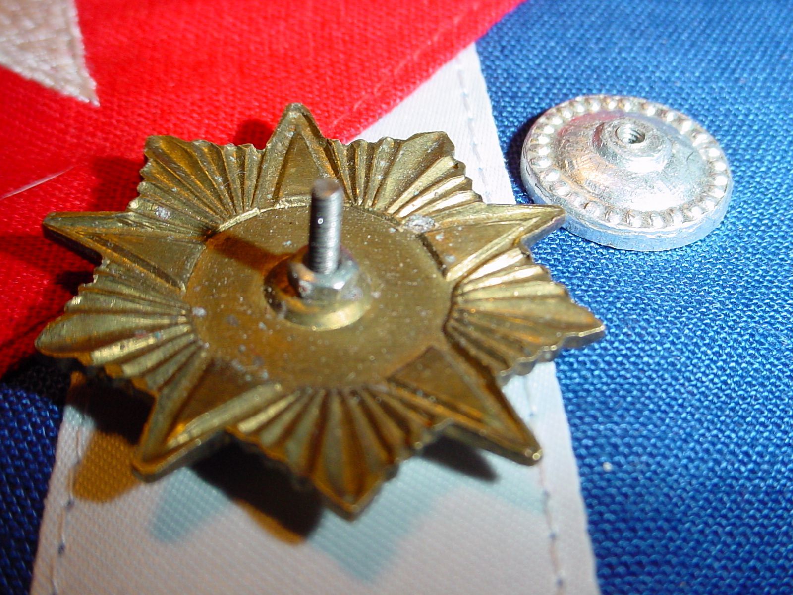 BRONZE Russische Orden VETERAN KRIEGES 1941 1945 Pins Russland Russia