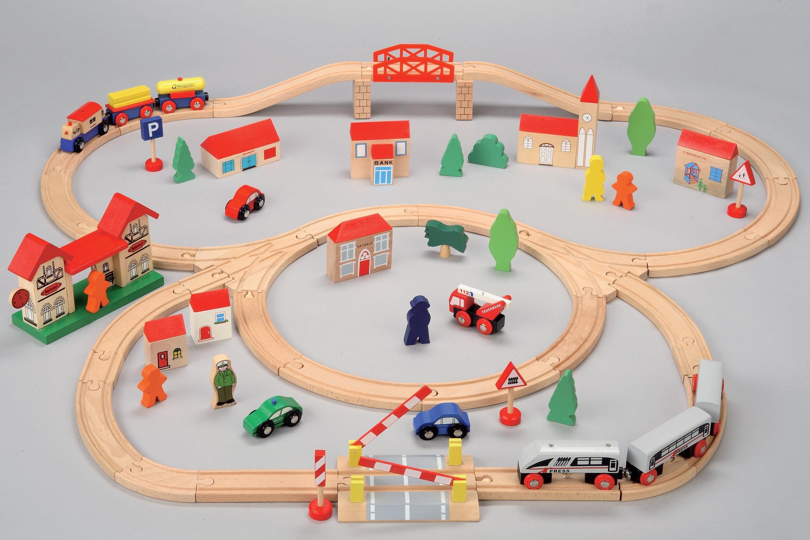 Holz   Eisenbahn CITY für KINDER MIT 80 Teilen Holzbahn