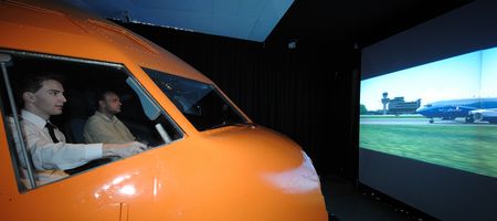 Erlebnisflug im Simulator Boeing 737   Berlin (45 Min.)