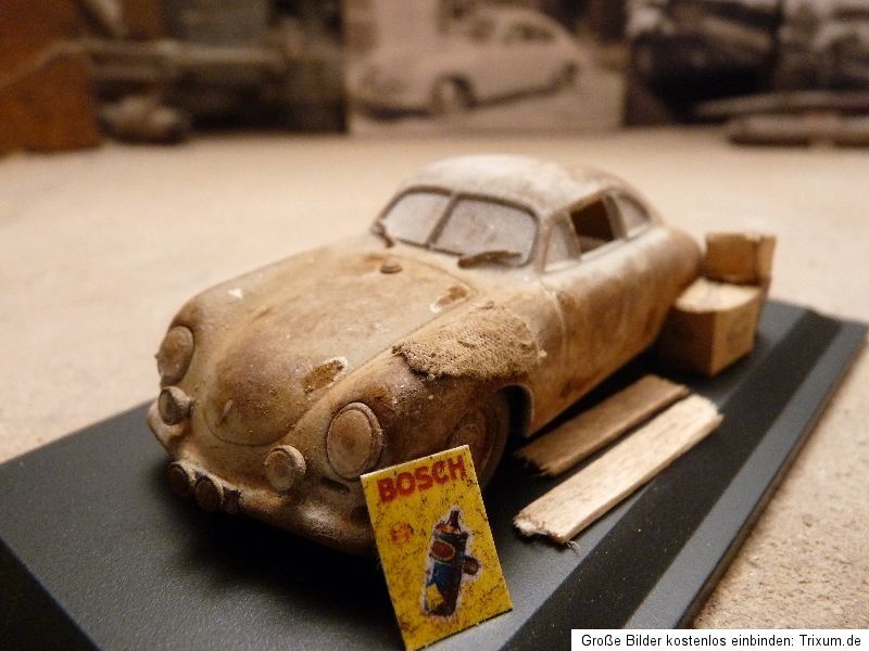 Porsche 356 1100 Bj.1952   Scheunenfund Diorama in 143 Unrestored