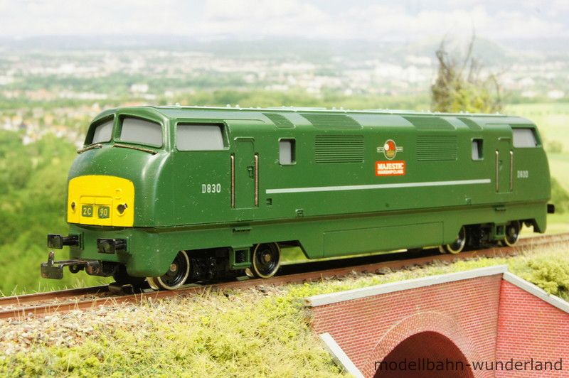 Märklin H0 3073 Diesel Lok D830 Majestic Warship Class British