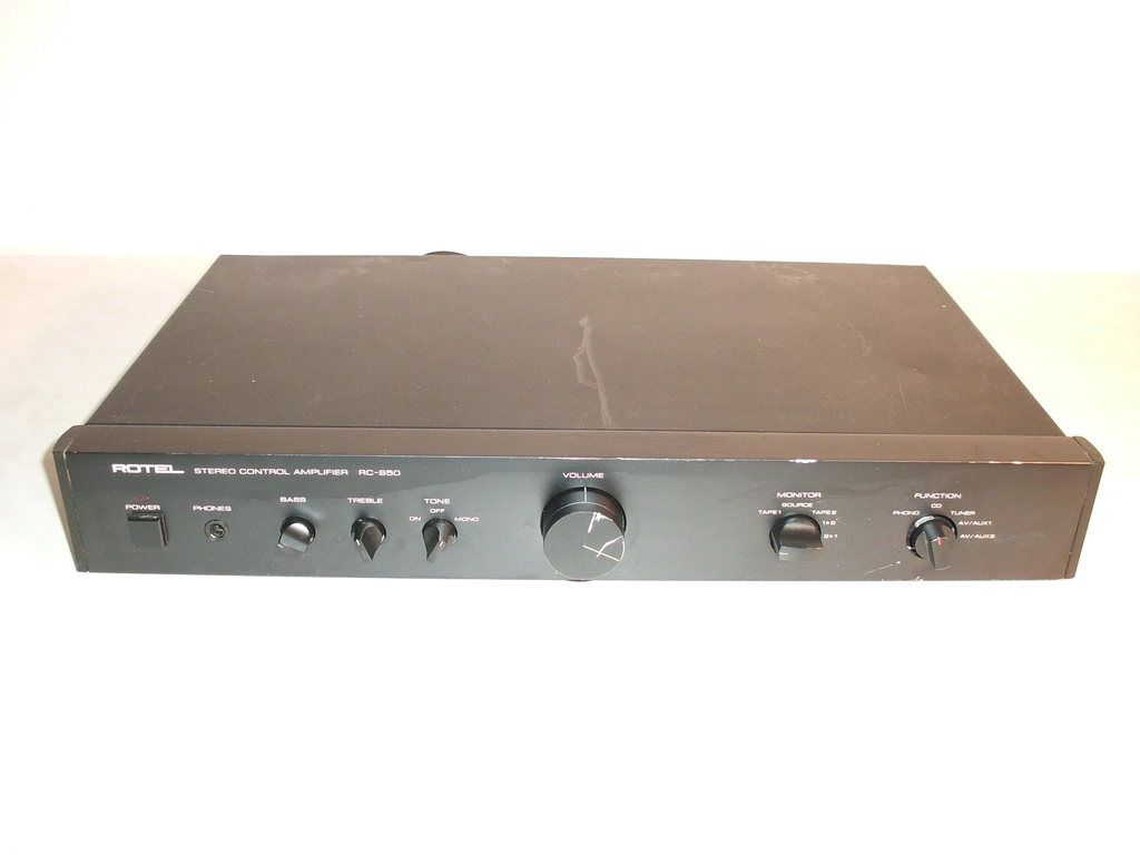 Rotel RC 850 High End Vorverstärker Preamplifier*