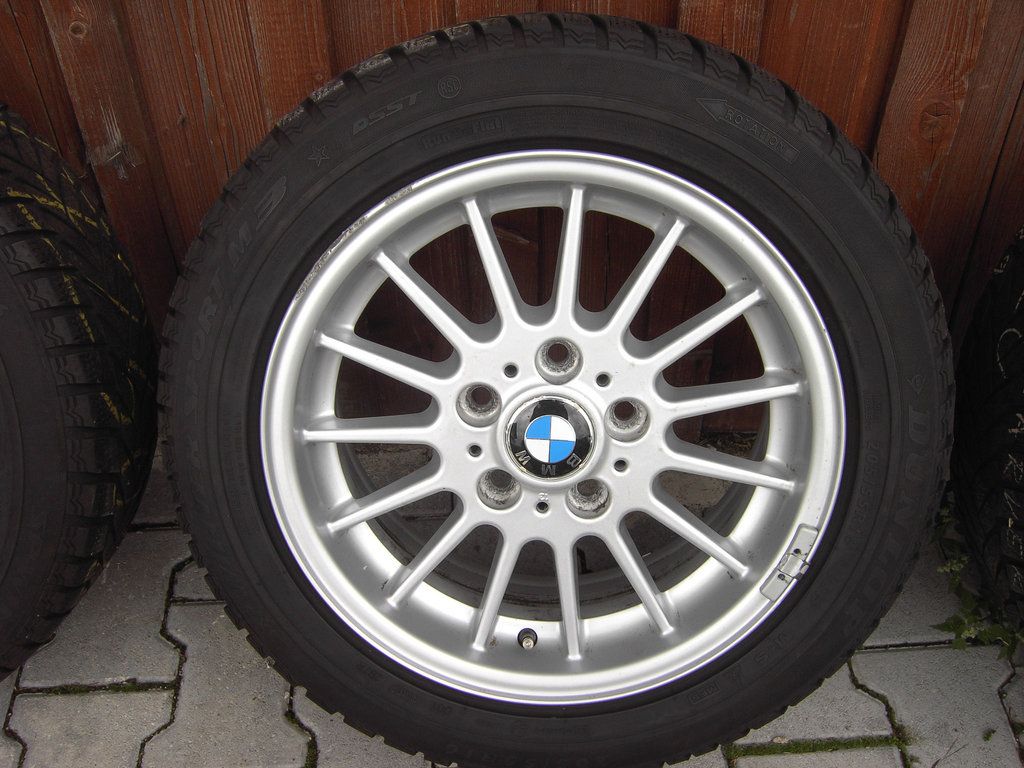 3er BMW E90 E91 E92 E93 Winterradsatz RADIALSPEICHE 32