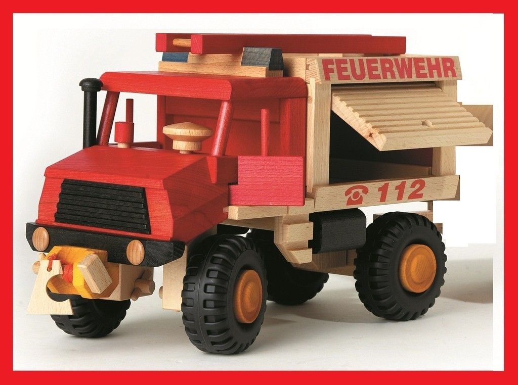 928 0026 uniwood ökologisches Holzspielzeug Holzauto Feuerwehr Lkw